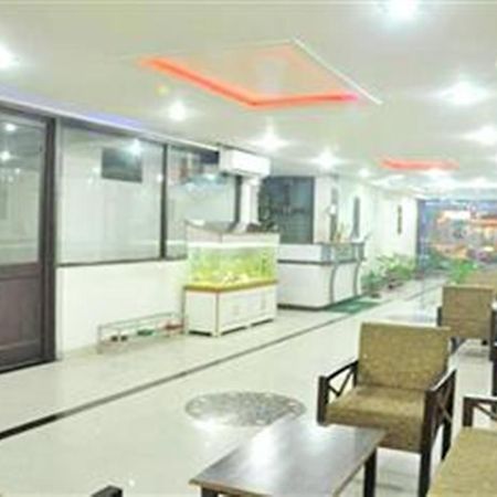 Hotel Dawat Palace Agra  Eksteriør billede