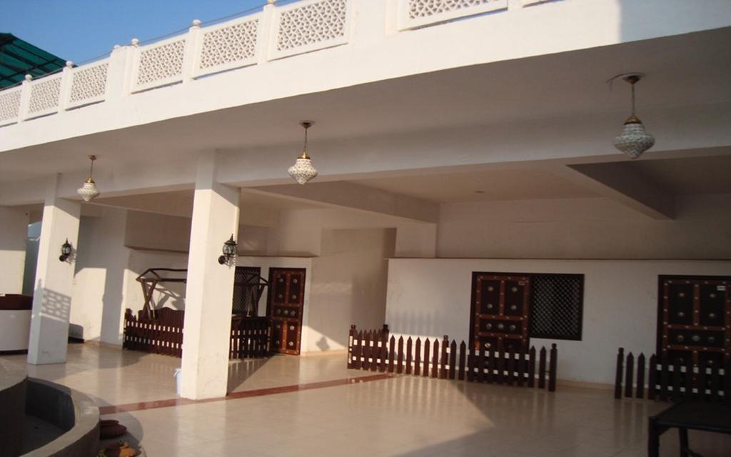 Hotel Dawat Palace Agra  Eksteriør billede
